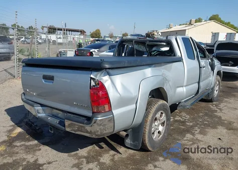 2005 Toyota Tacoma Base V6 из США, поврежденный, VIN 5TEUU42N75Z127518